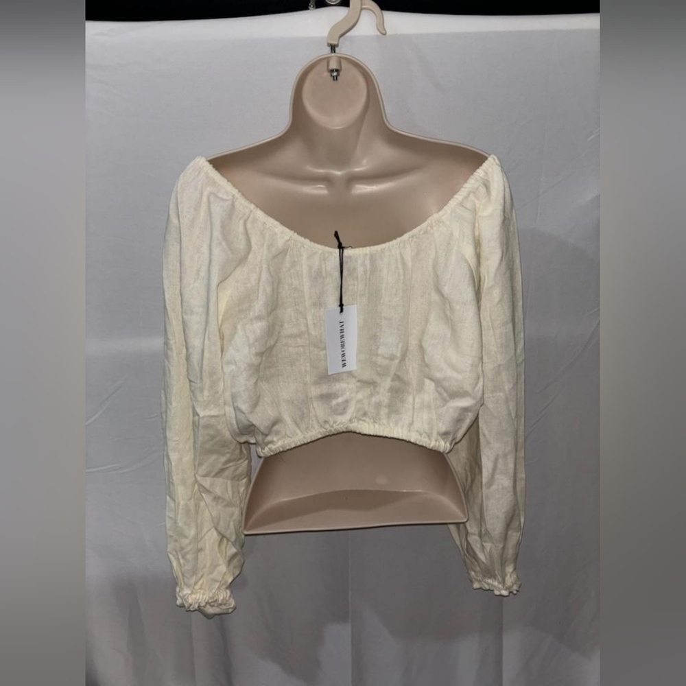 We Wore What Off Shoulder Cropped Linen Top, Size Small - Picture 3 of 4